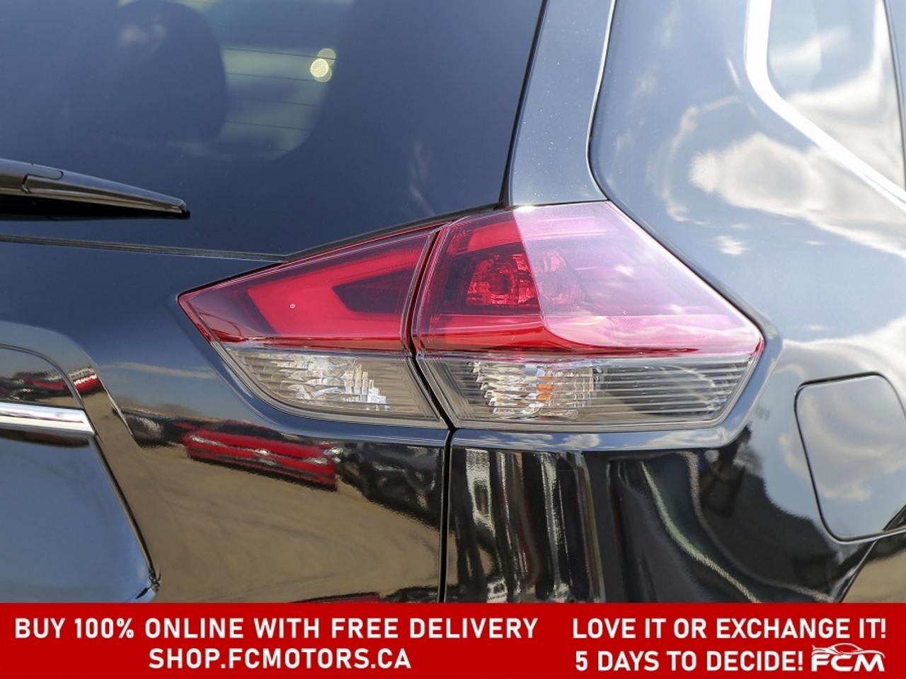 2018 Nissan Rogue SV AWD ~AUTOMATIC, FULLY CERTIFIED WITH WARRANTY!! Photo