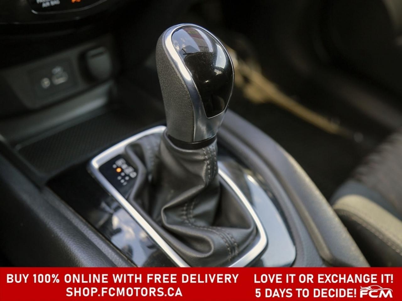 2018 Nissan Rogue SV AWD ~AUTOMATIC, FULLY CERTIFIED WITH WARRANTY!! Photo