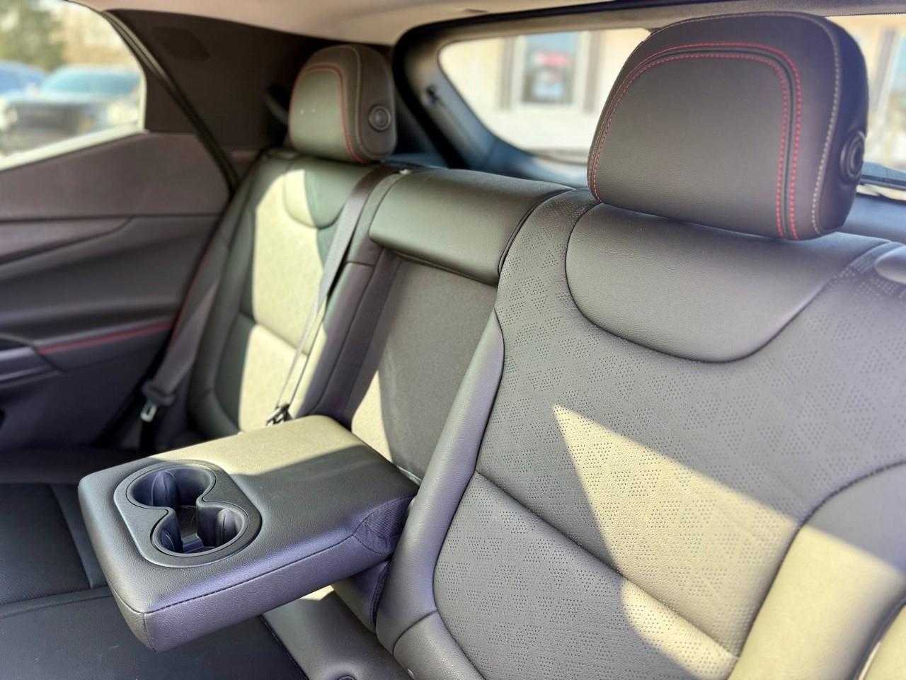 2023 Chevrolet Bolt EUV Premier Front-Wheel Drive Photo