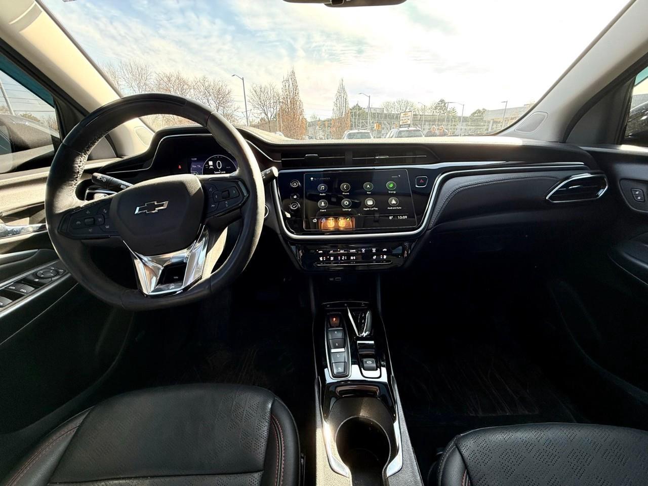 2023 Chevrolet Bolt EUV Premier Front-Wheel Drive Photo