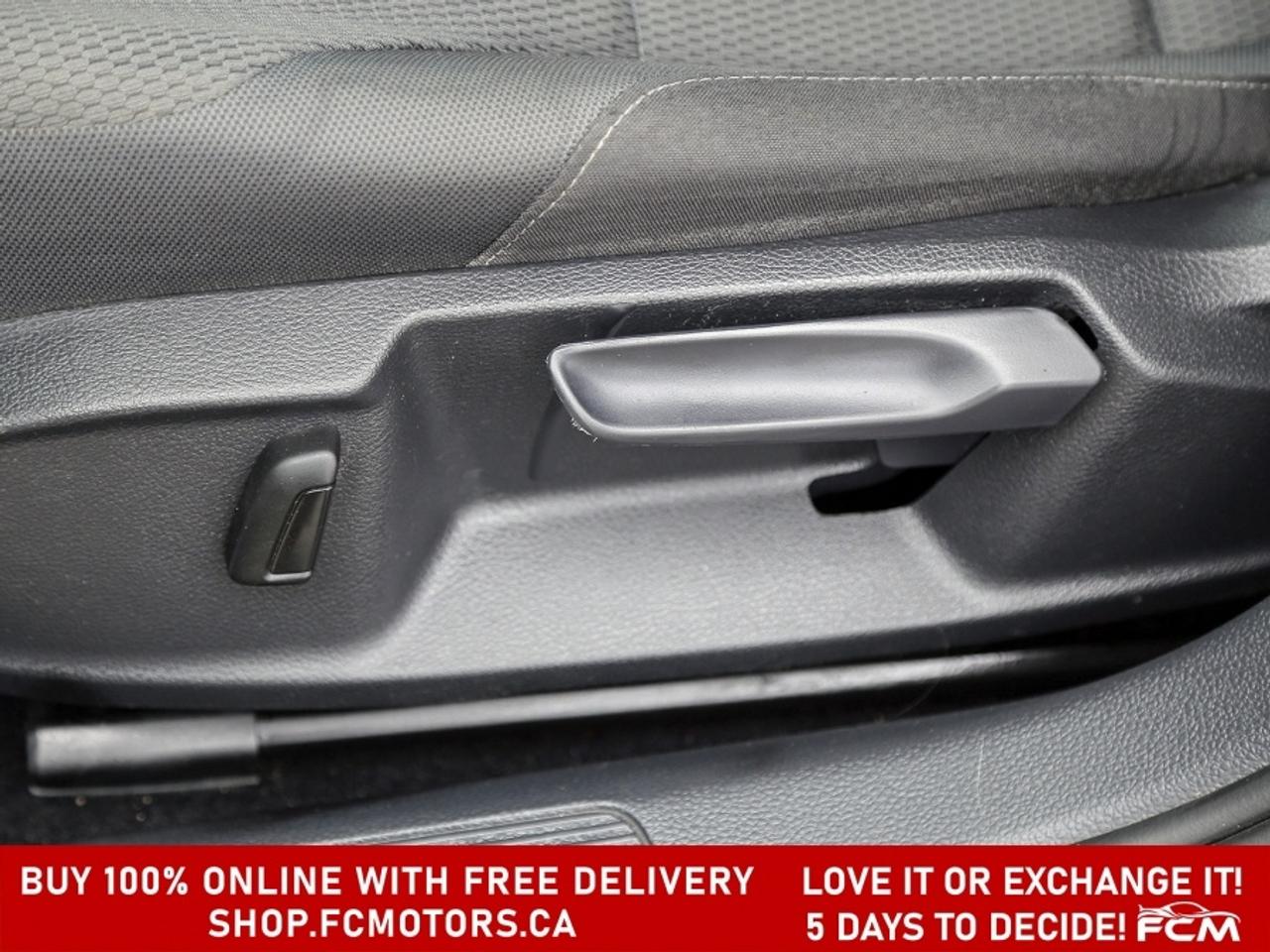 2015 Volkswagen Golf TSI ~MANUAL, FULLY CERTIFIED WITH WARRANTY!!!!~ Photo