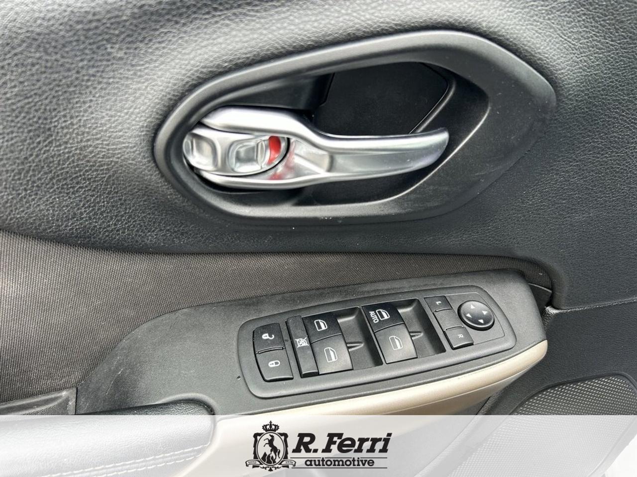 2018 Jeep Cherokee Sport 4dr Front-wheel Drive Photo
