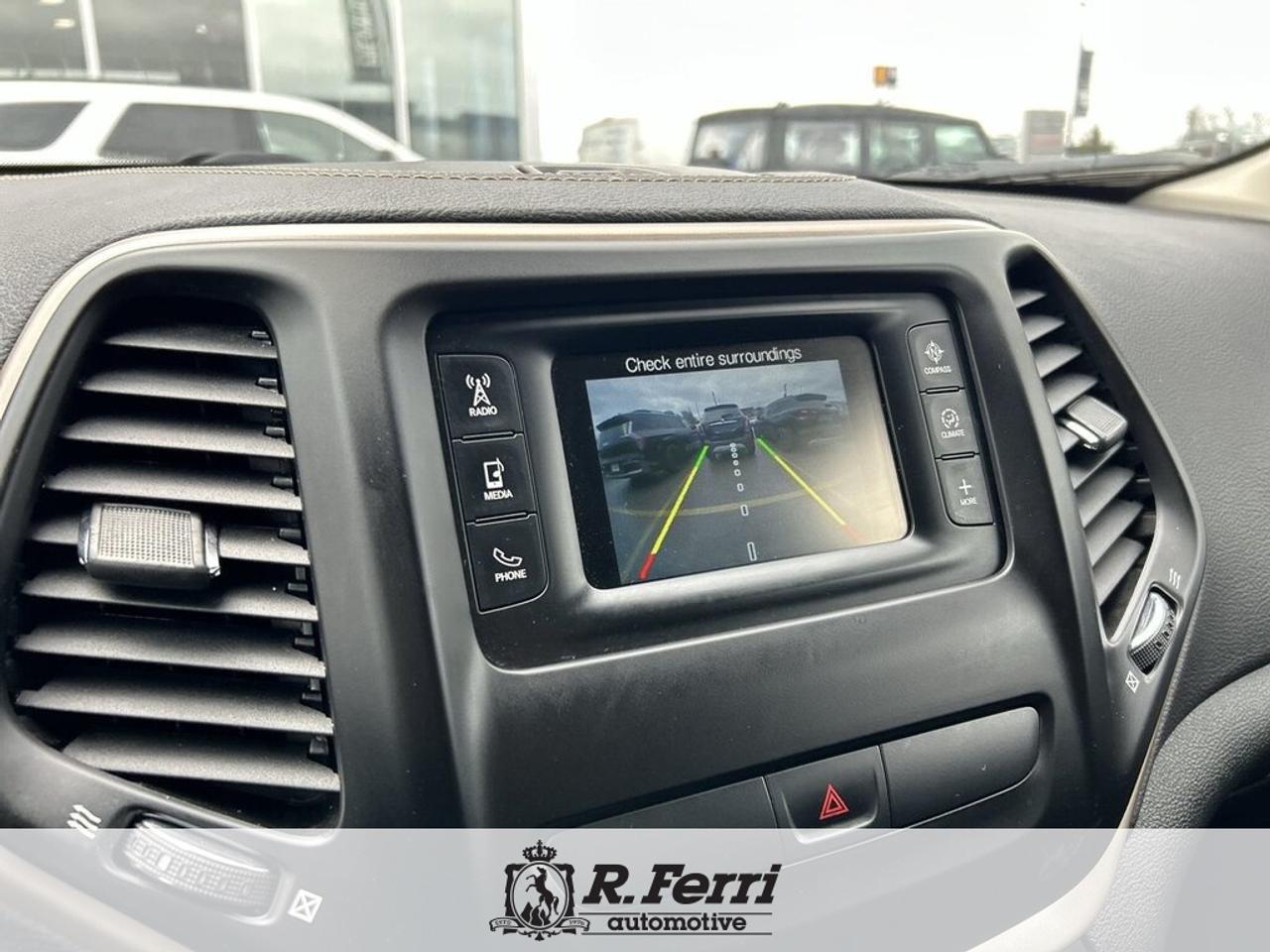 2018 Jeep Cherokee Sport 4dr Front-wheel Drive Photo