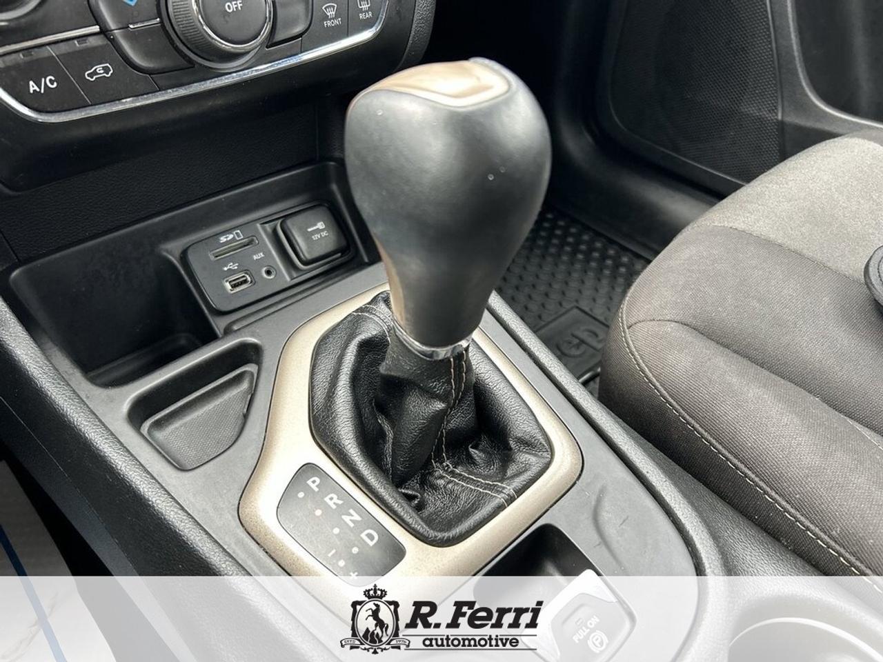 2018 Jeep Cherokee Sport 4dr Front-wheel Drive Photo