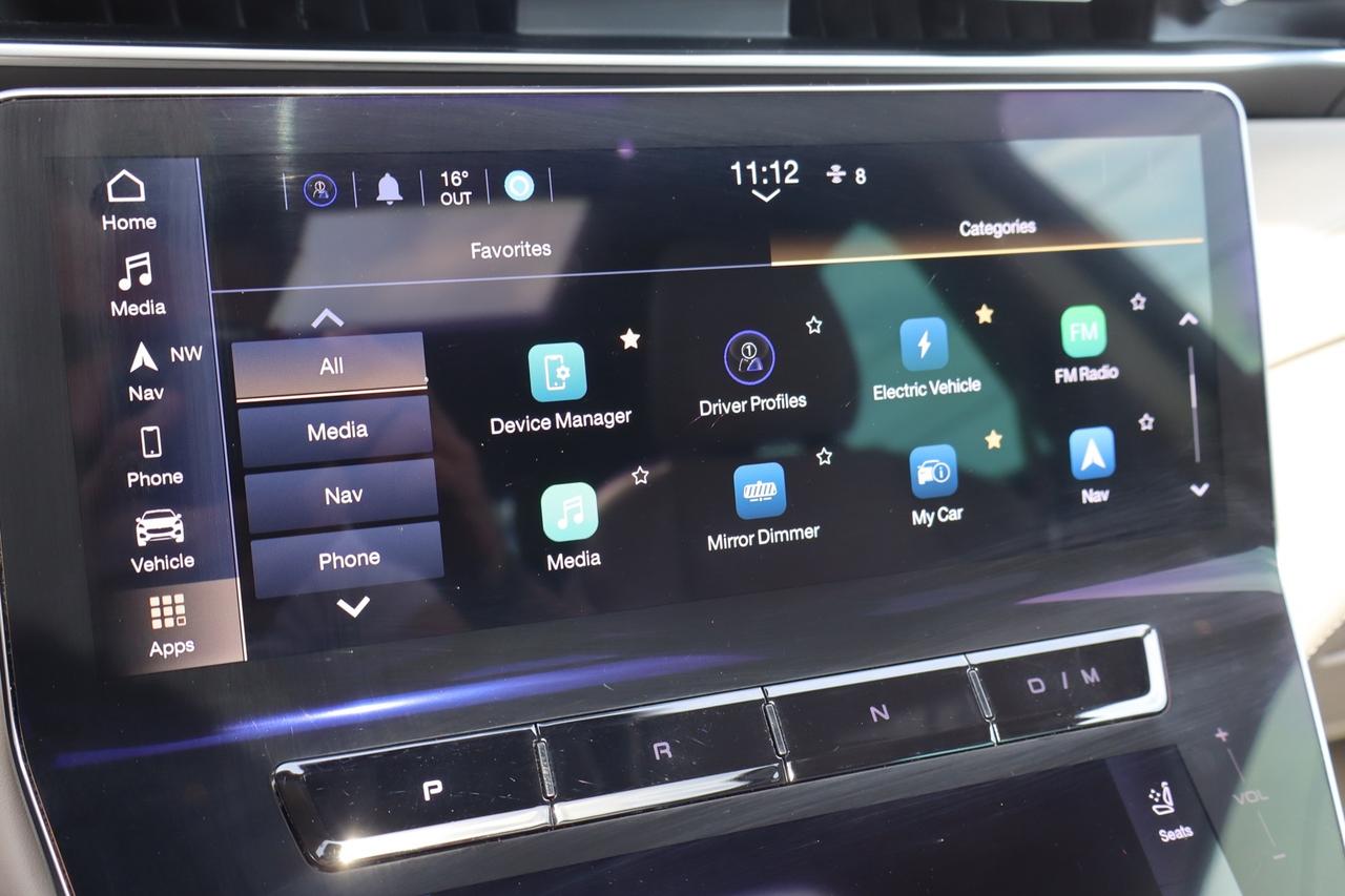 2023 Maserati Grecale GT   No Accident   Clean Carfax   One Owner   Beig Photo