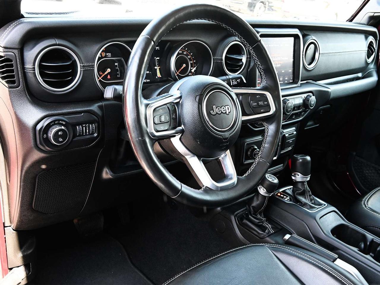 2022 Jeep Gladiator Overland 4x4 ~Nav ~Cam ~Heated Leather ~Bluetooth Photo
