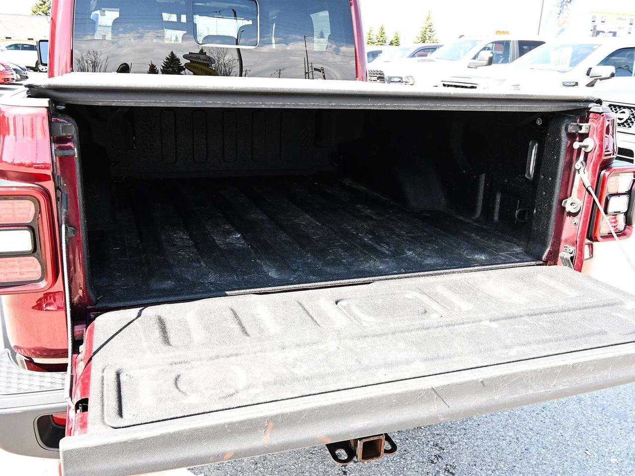 2022 Jeep Gladiator Overland 4x4 ~Nav ~Cam ~Heated Leather ~Bluetooth Photo