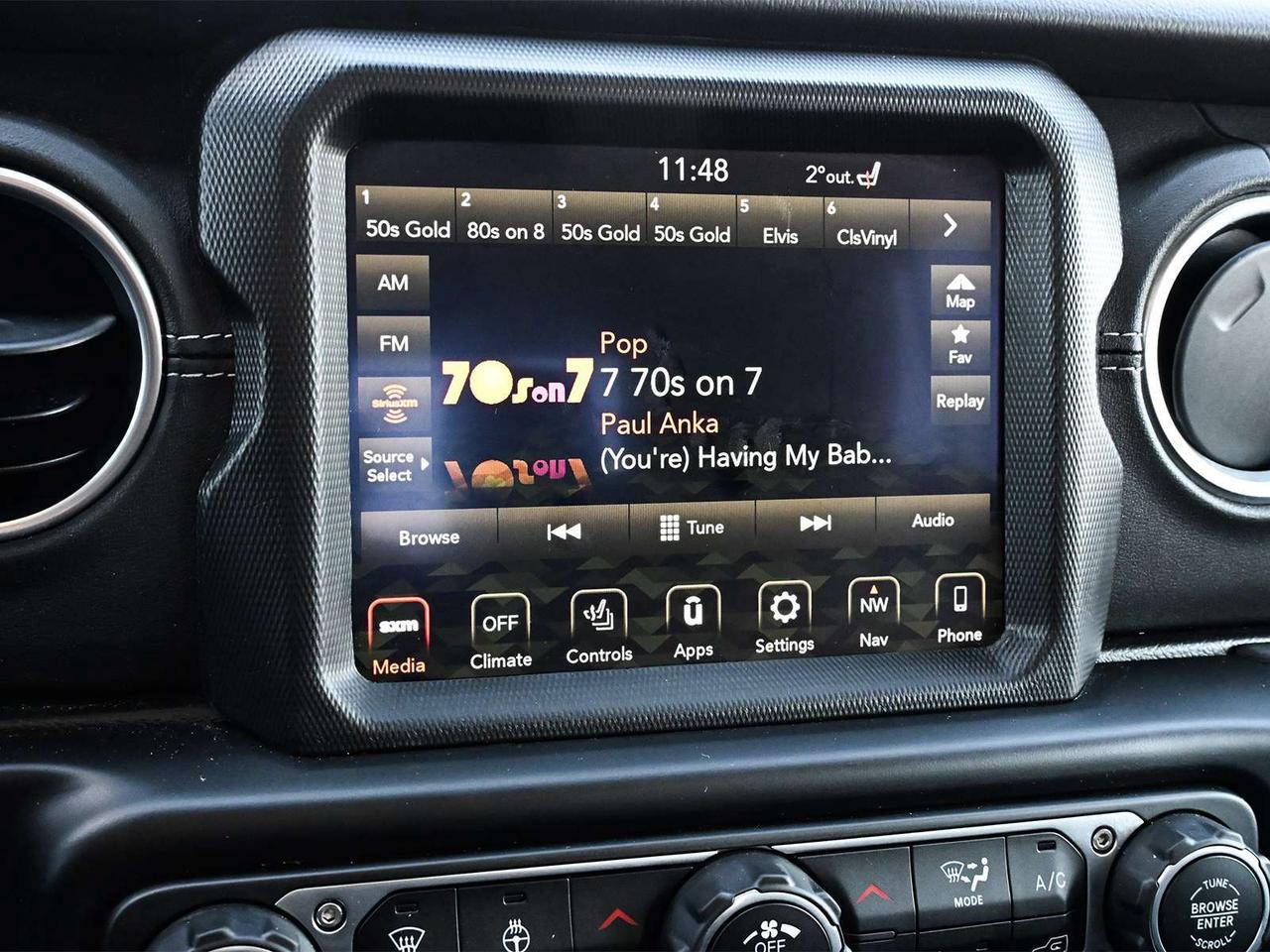 2022 Jeep Gladiator Overland 4x4 ~Nav ~Cam ~Heated Leather ~Bluetooth Photo
