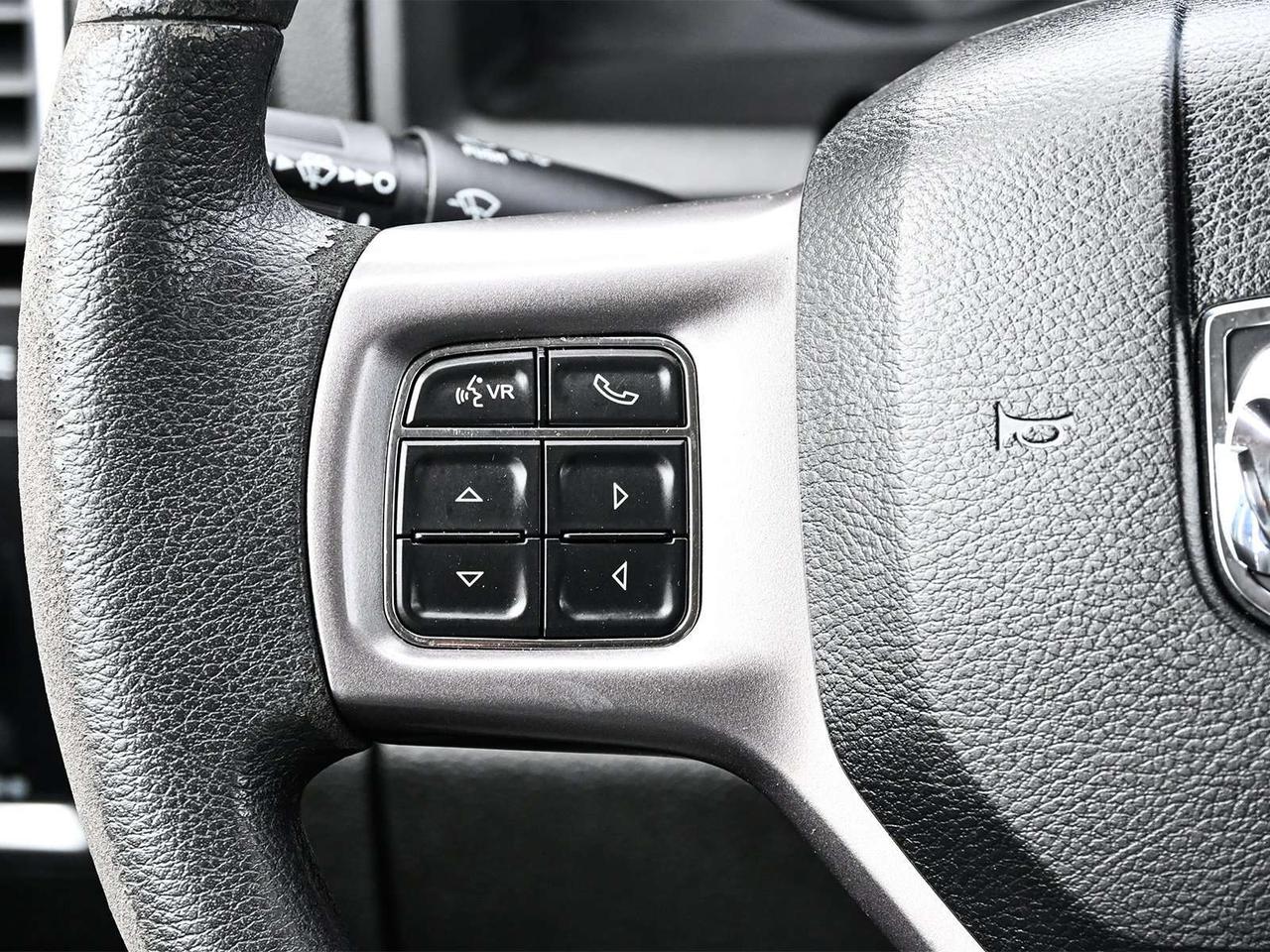 2022 RAM 1500 Classic SLT Crew Cab 4x4 ~Bluetooth ~Cam ~Heated Mirrors Photo