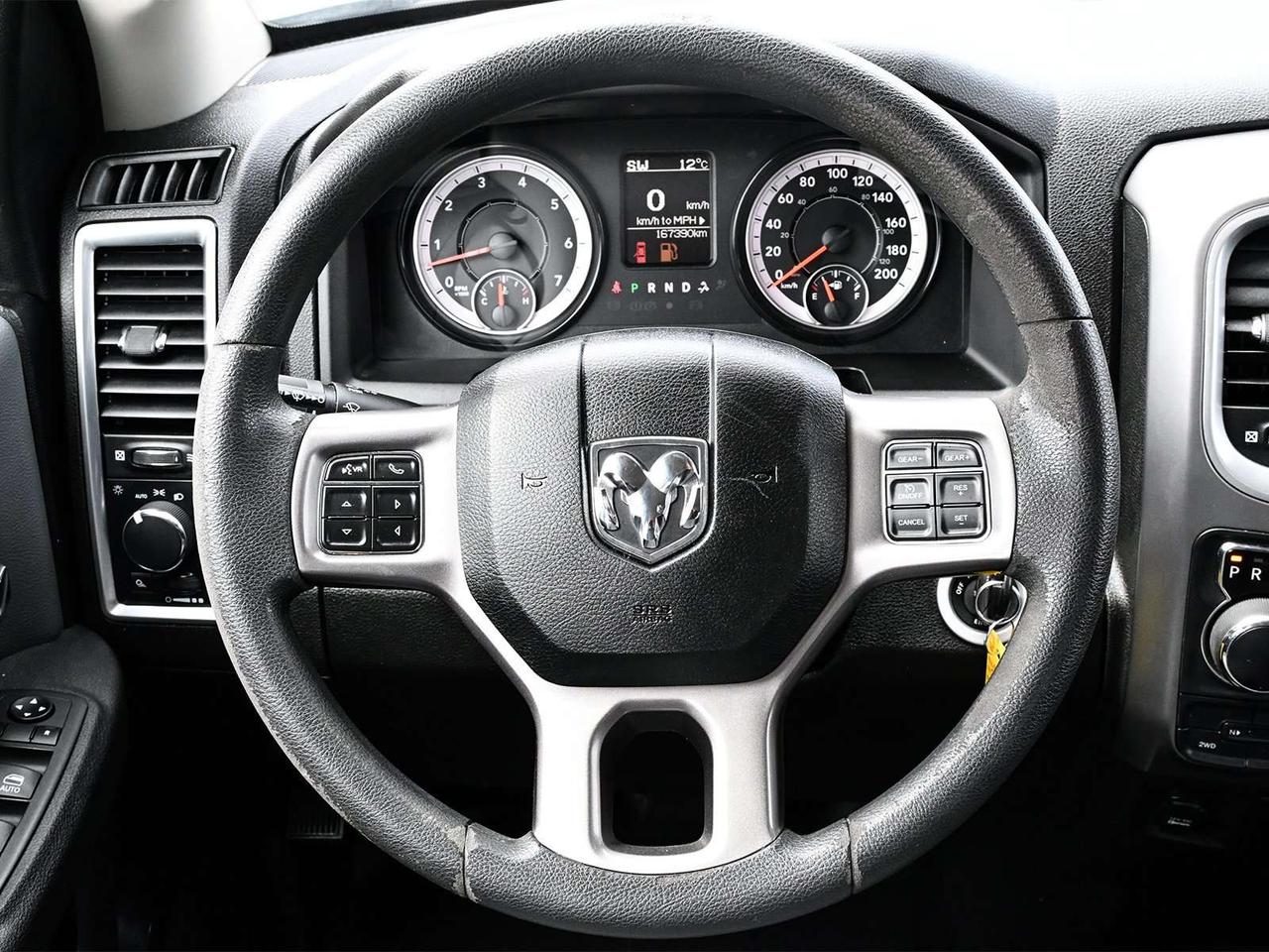 2022 RAM 1500 SLT Crew Cab 4x4 ~Bluetooth ~Cam ~Heated Mirrors Photo