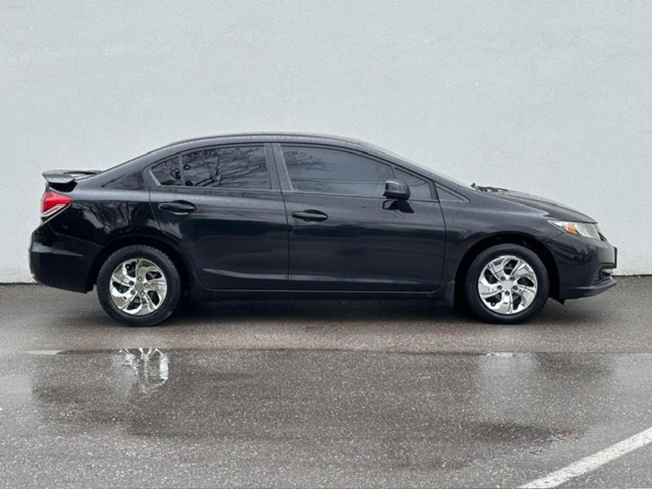 2013 Honda Civic **AUTOMATIC-BLUETOOTH-HEATED SEATS-CERTIFIED** Photo