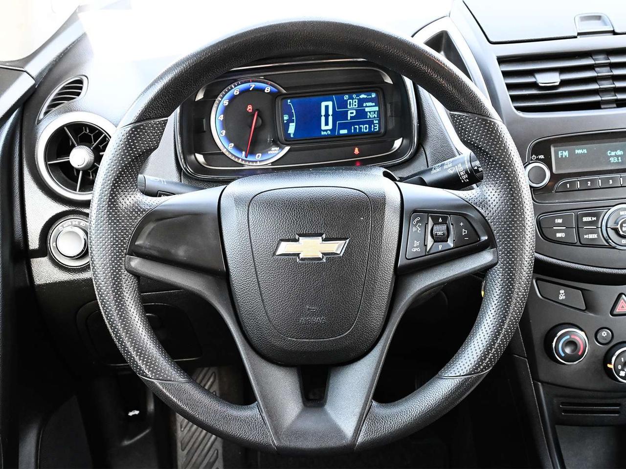 2015 Chevrolet Trax LS ~Power Locks + Windows ~A/C ~Clean CarFax ! Photo