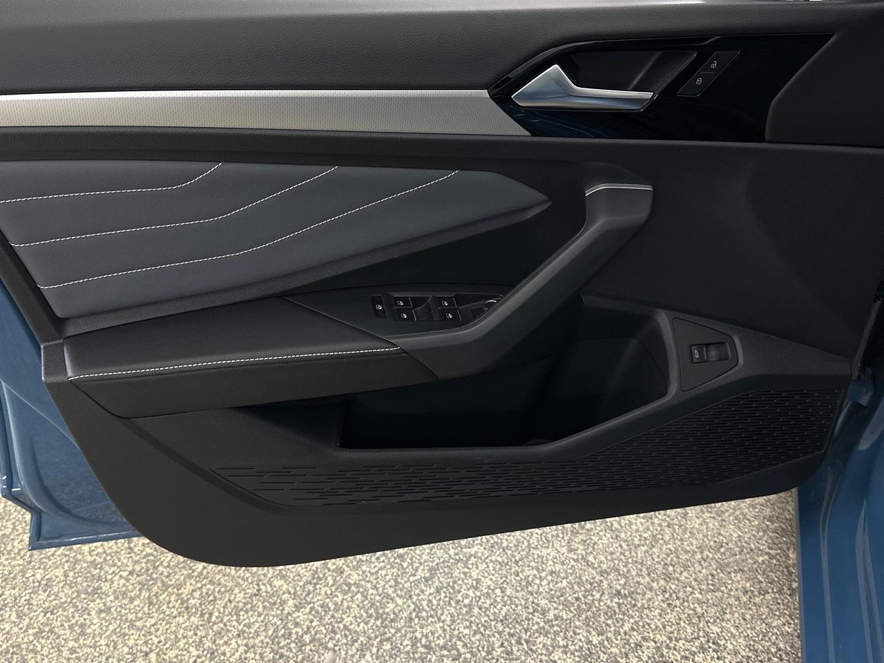 2025 Volkswagen Jetta Comfortline 4dr Sedan Photo