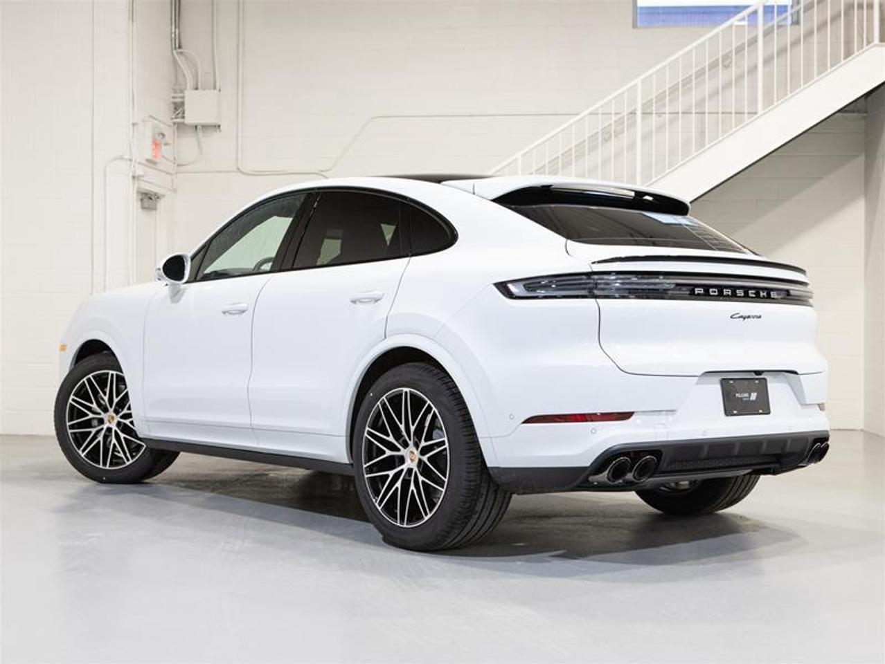 2026 Porsche Cayenne Coupe AWD Photo2