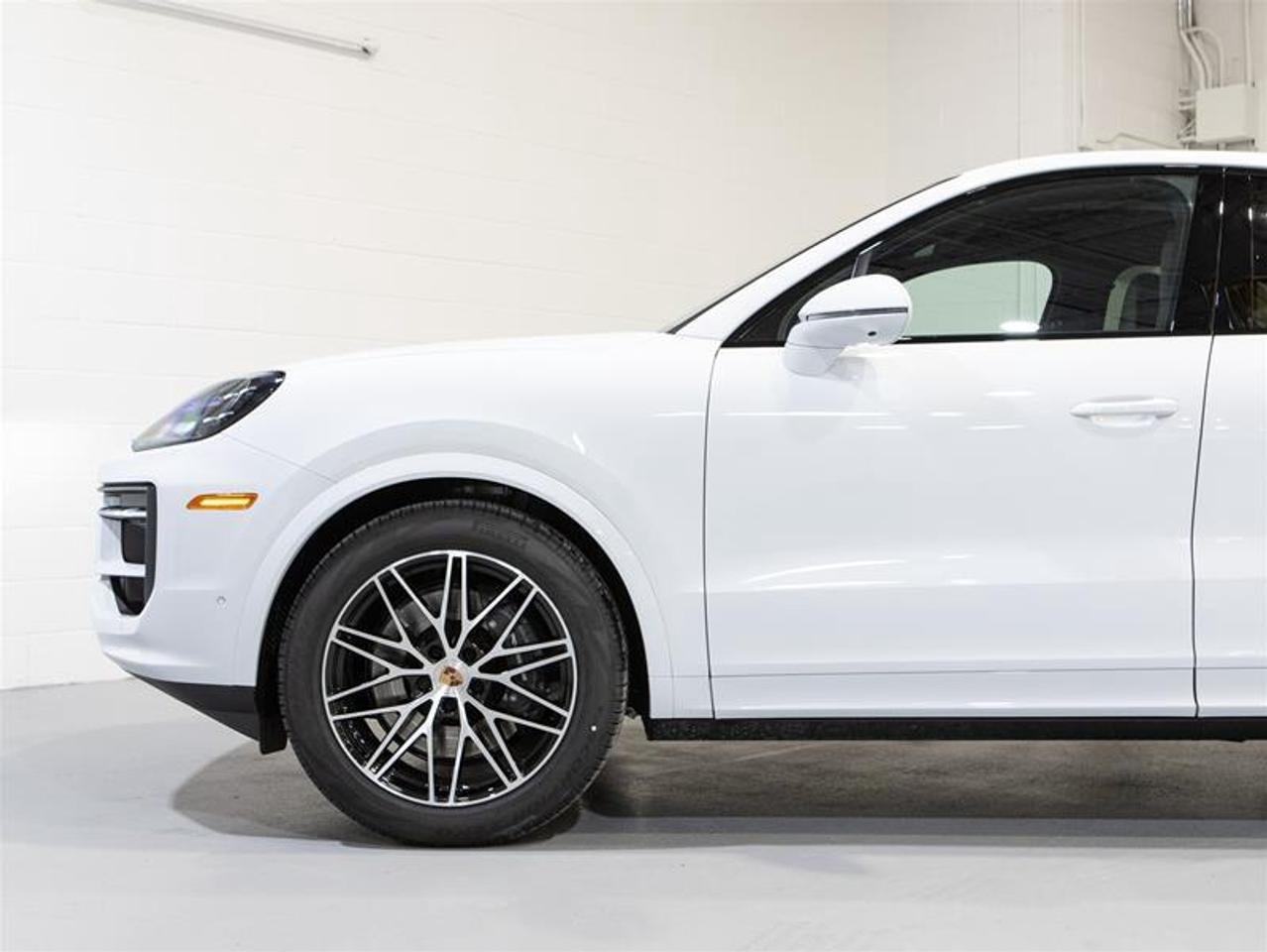 2026 Porsche Cayenne Coupe AWD Photo