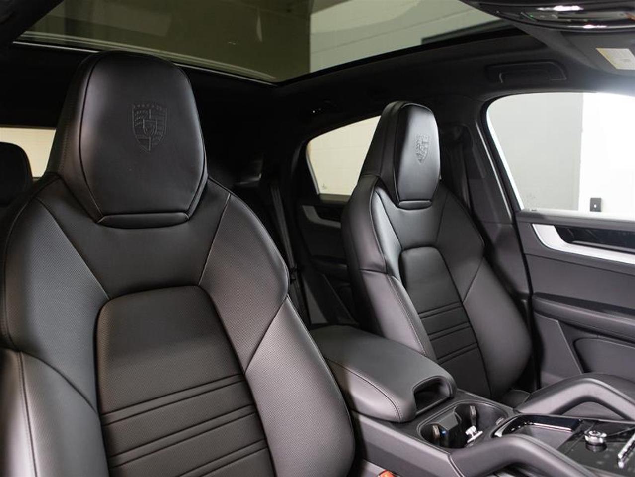2026 Porsche Cayenne Coupe AWD Photo