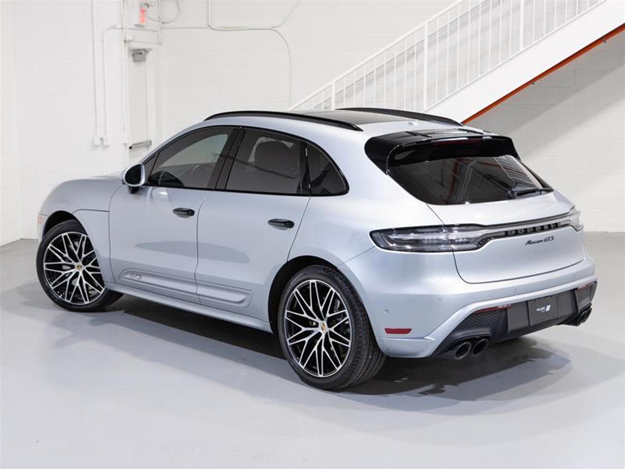 2023 Porsche Macan GTS Photo