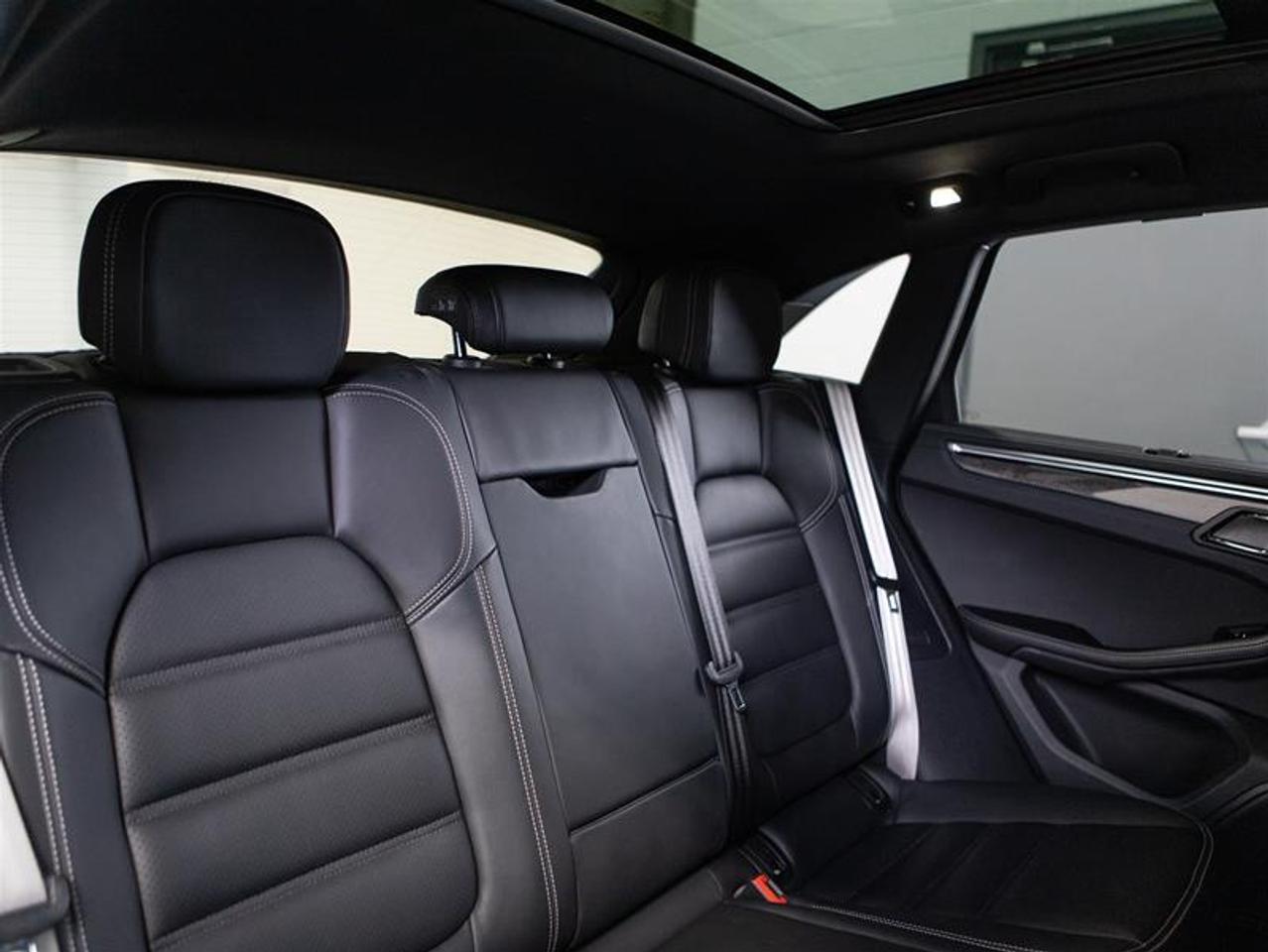2023 Porsche Macan GTS Photo