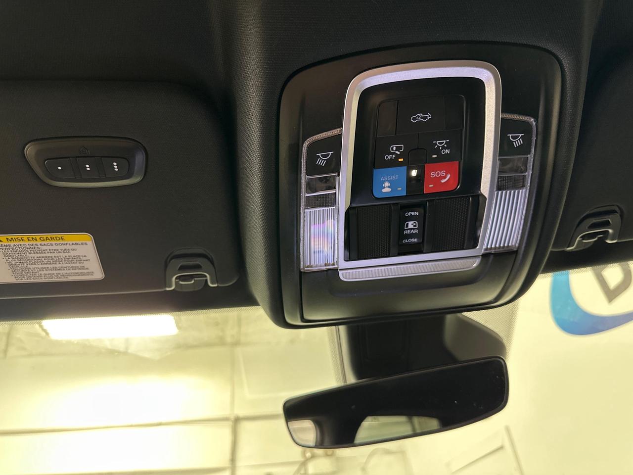 2025 RAM 1500 Big Horn - ETORQUE/NAV/CHROME WHEELS/1 OWNER LEASE! Photo