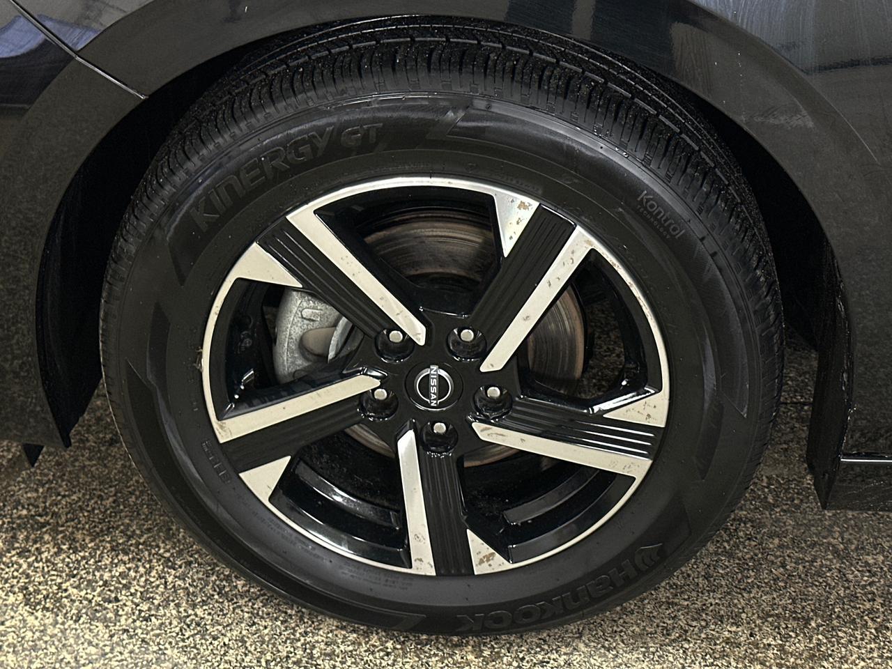 2025 Nissan Sentra SV 4DR SEDAN Photo