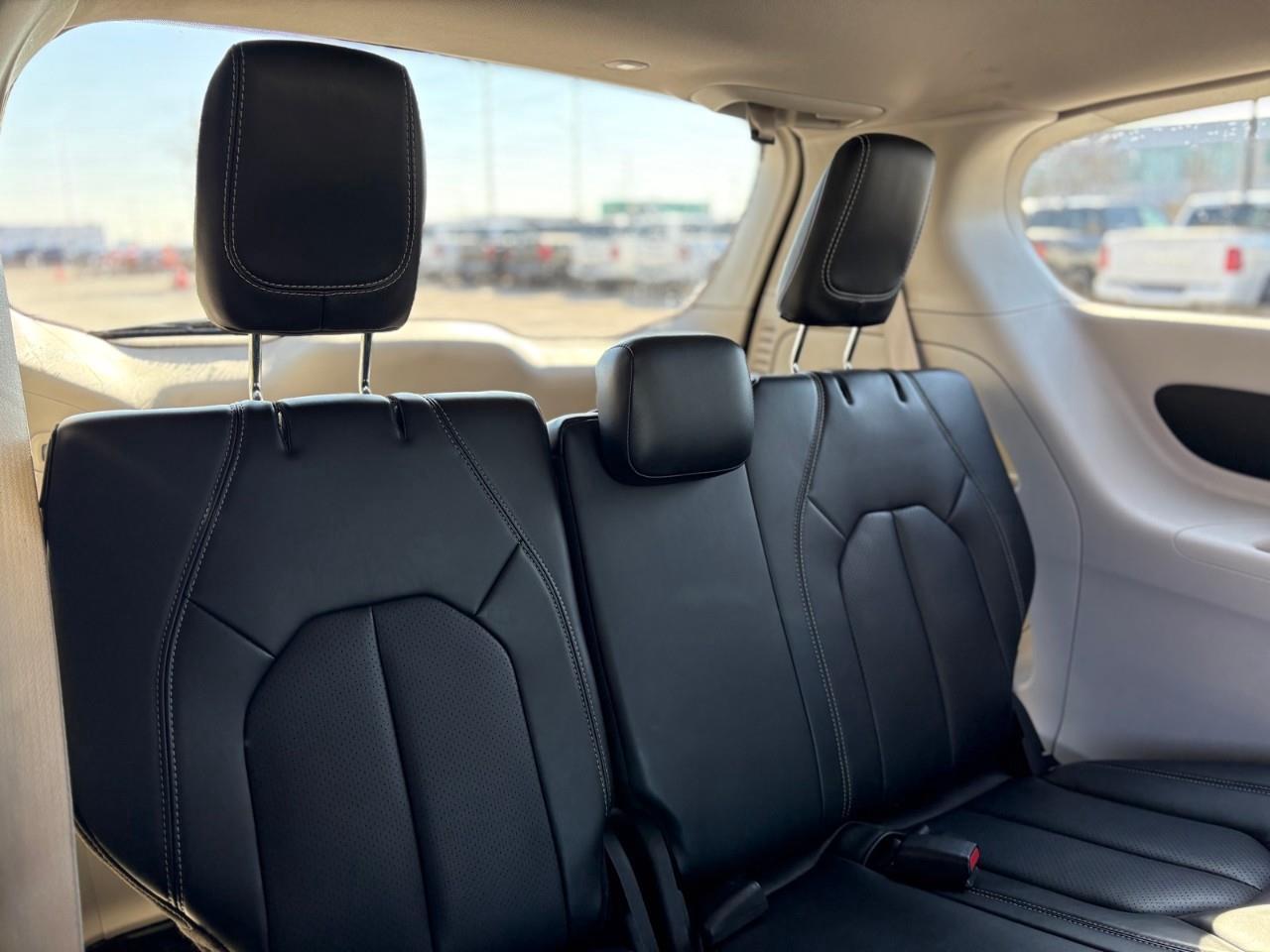 2023 Chrysler Pacifica Touring-L All-Wheel Drive Passenger Van Photo