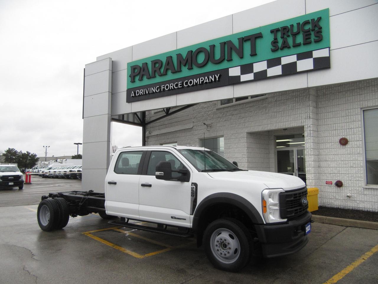 2023 Ford F-550 4X4 DIESEL CREW CAB CAB & CHASSIS Photo
