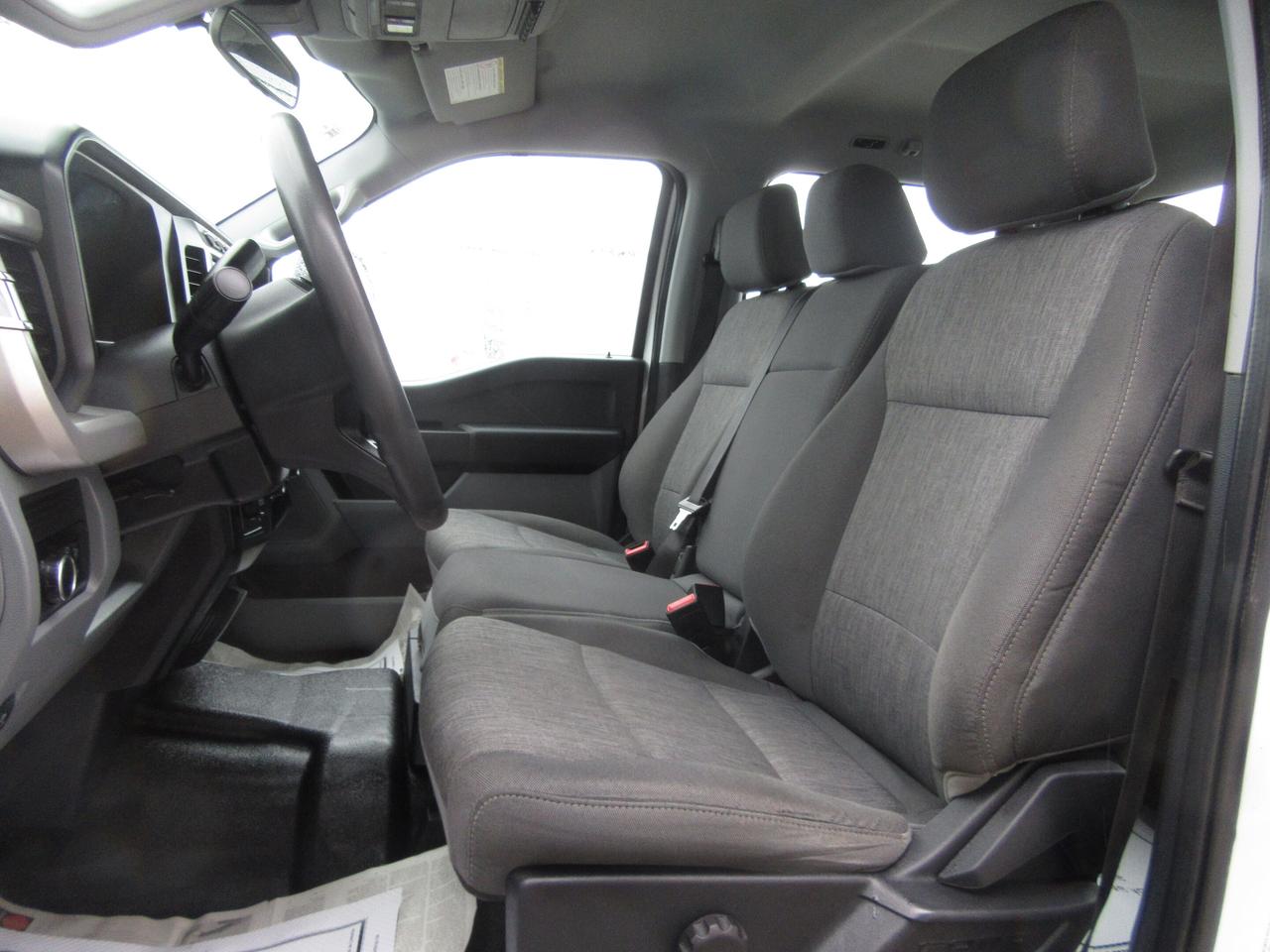 2023 Ford F-550 4X4 DIESEL CREW CAB CAB & CHASSIS Photo