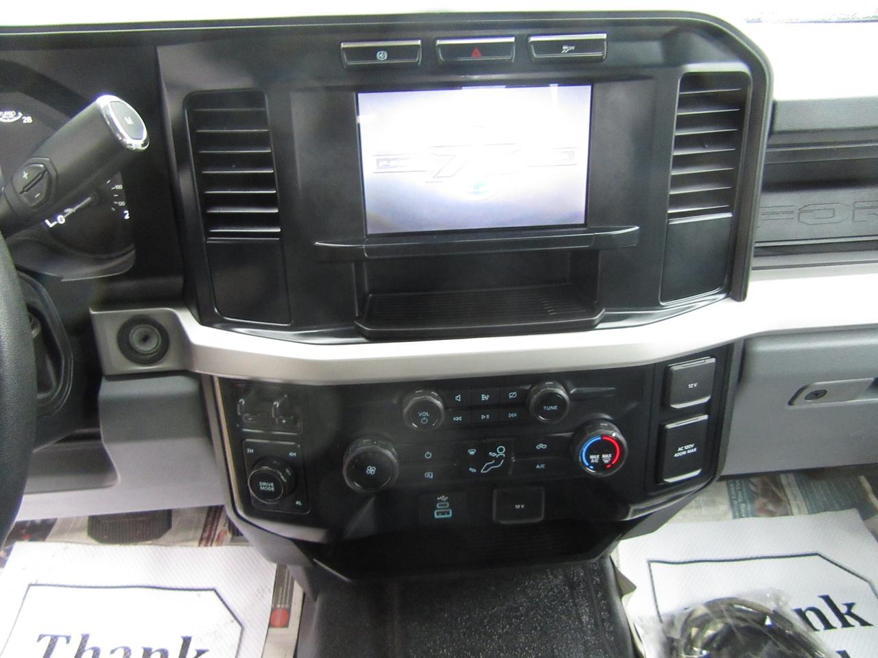 2023 Ford F-550 4X4 DIESEL CREW CAB CAB & CHASSIS Photo