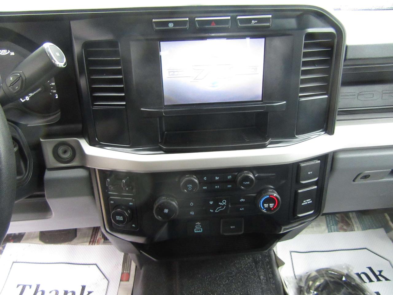 2023 Ford F-550 4X4 DIESEL CREW CAB CAB & CHASSIS Photo