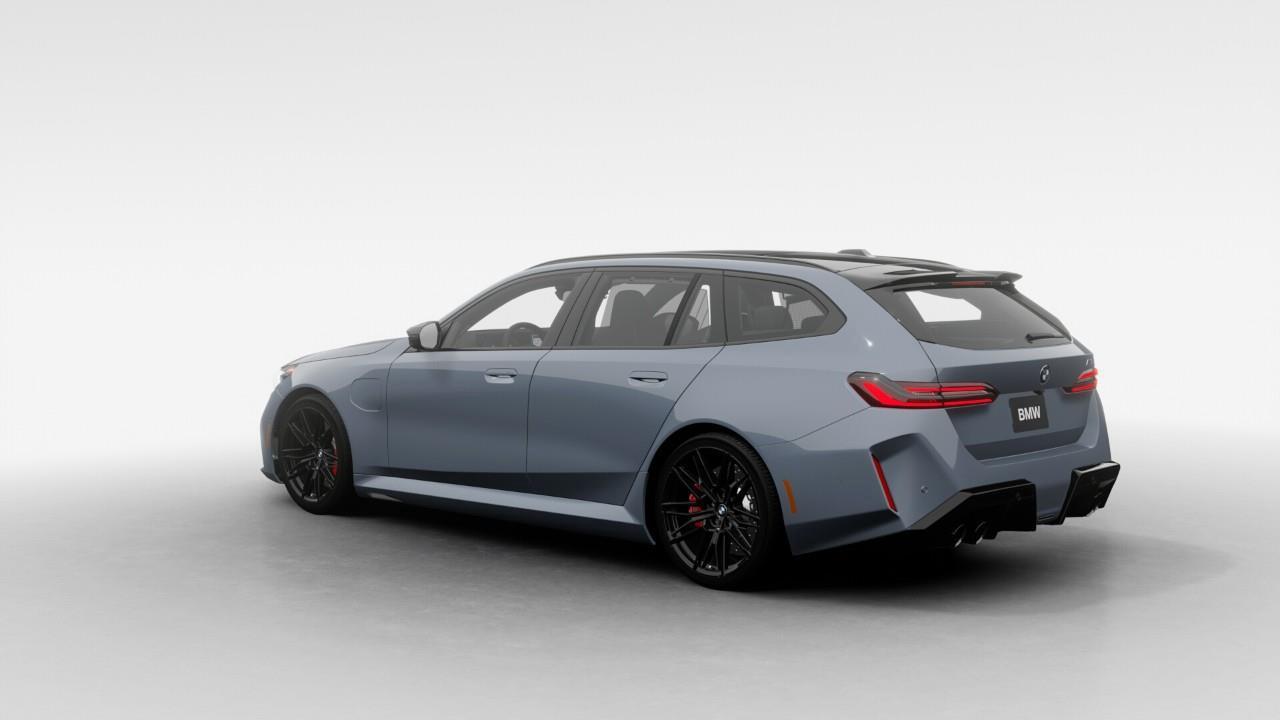 2026 BMW M5 Base 4dr All-Wheel Drive Touring Photo
