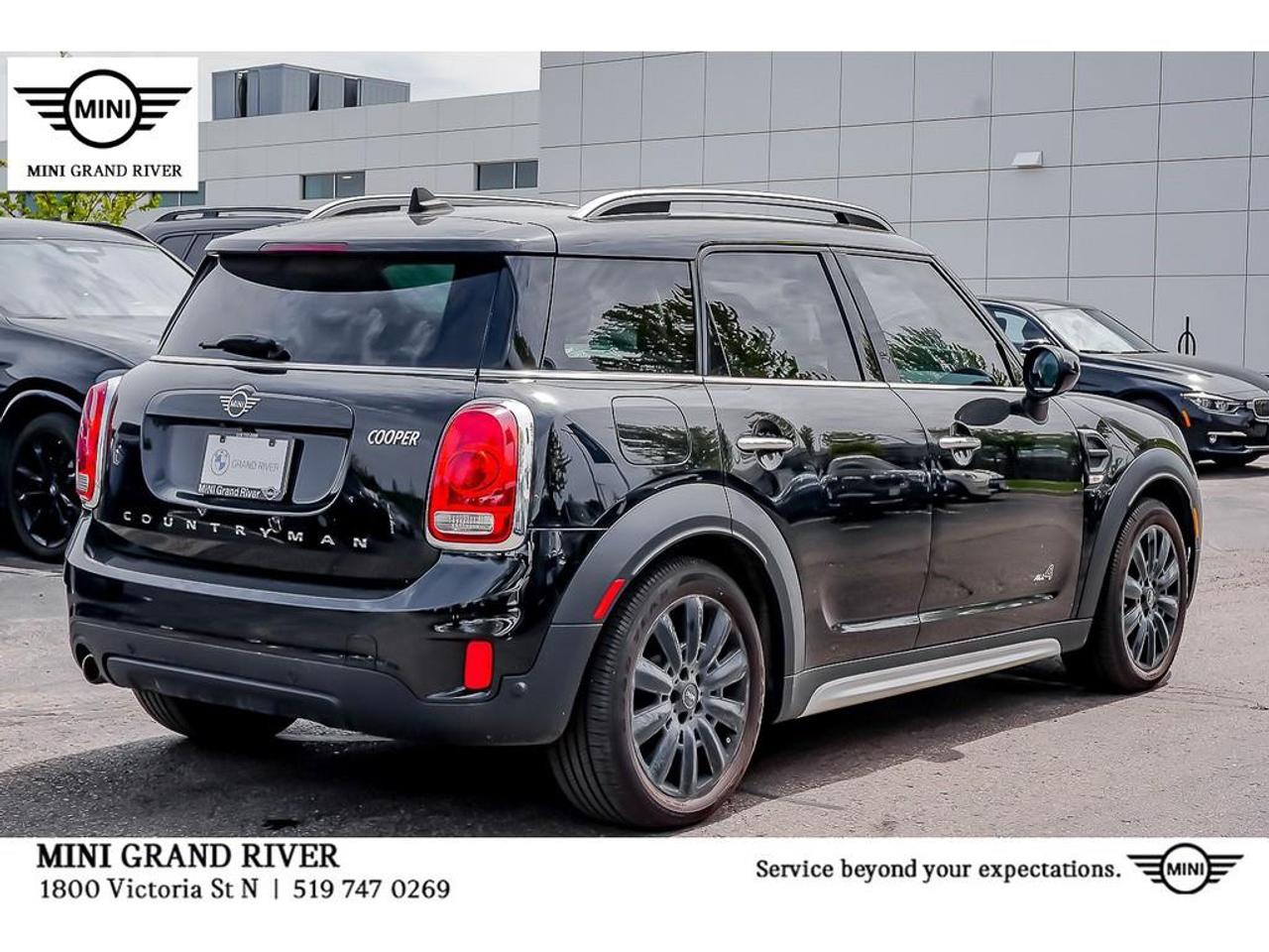 2020 MINI Countryman Cooper 4dr All-Wheel Drive ALL4 Sport Utility Photo3