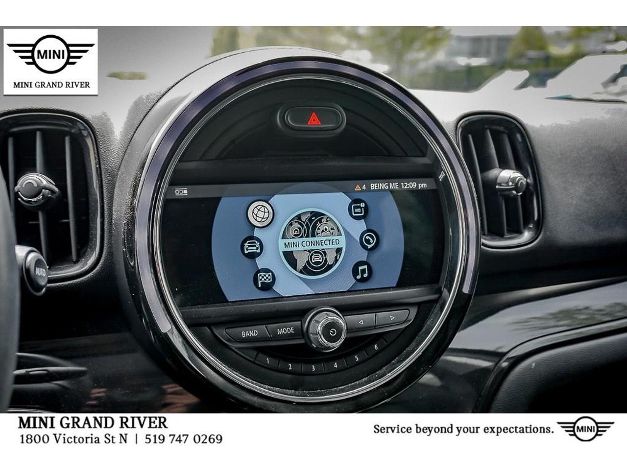 2020 MINI Countryman Cooper 4dr All-Wheel Drive ALL4 Sport Utility Photo
