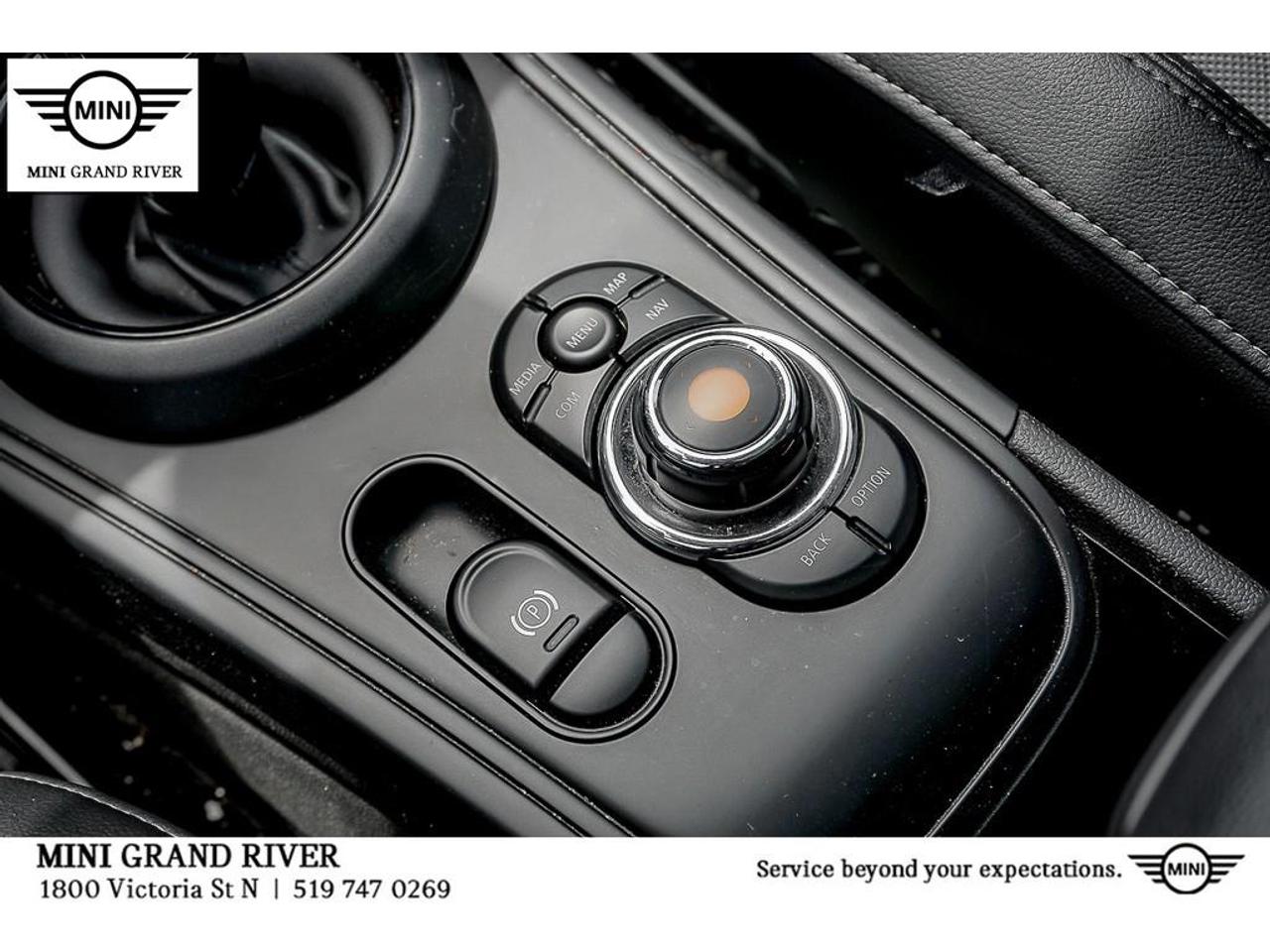 2020 MINI Countryman Cooper 4dr All-Wheel Drive ALL4 Sport Utility Photo