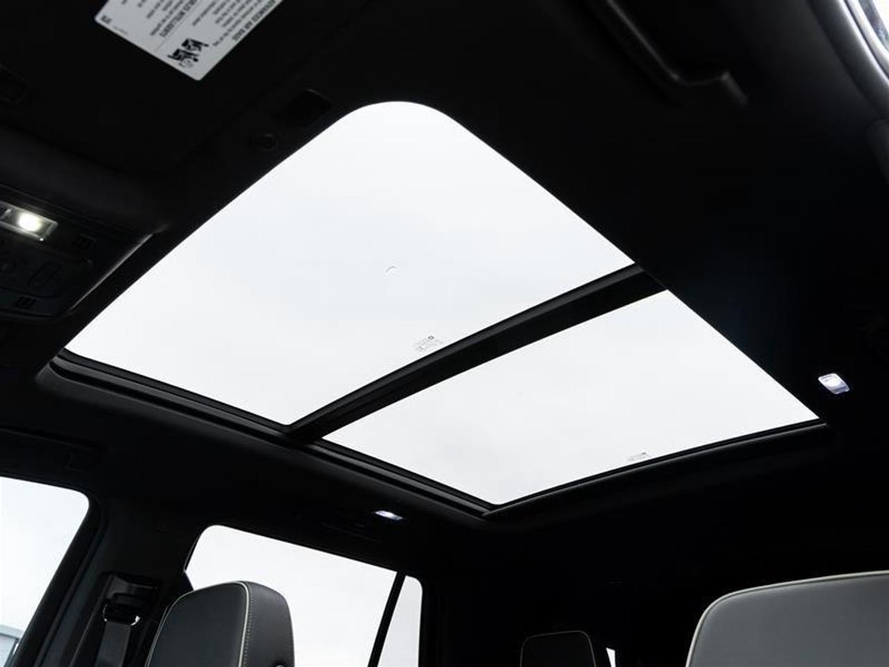 2023 Chevrolet Tahoe Premier 4x4 Photo