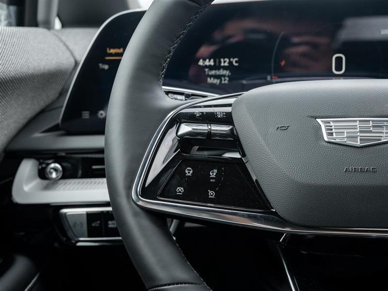2026 Cadillac OPTIQ Sport 4dr Photo