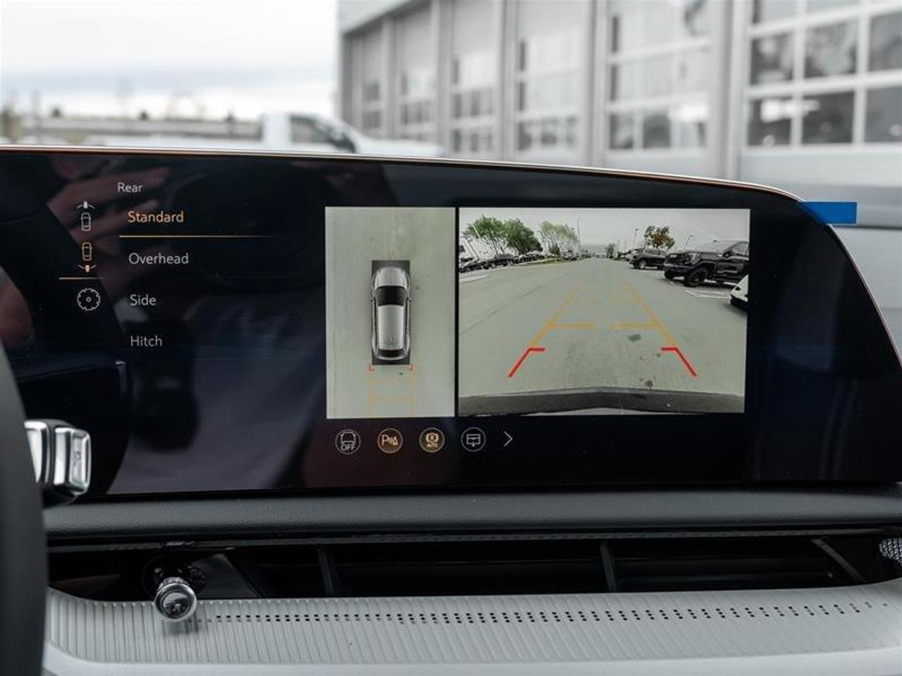 2026 Cadillac OPTIQ Sport 4dr Photo