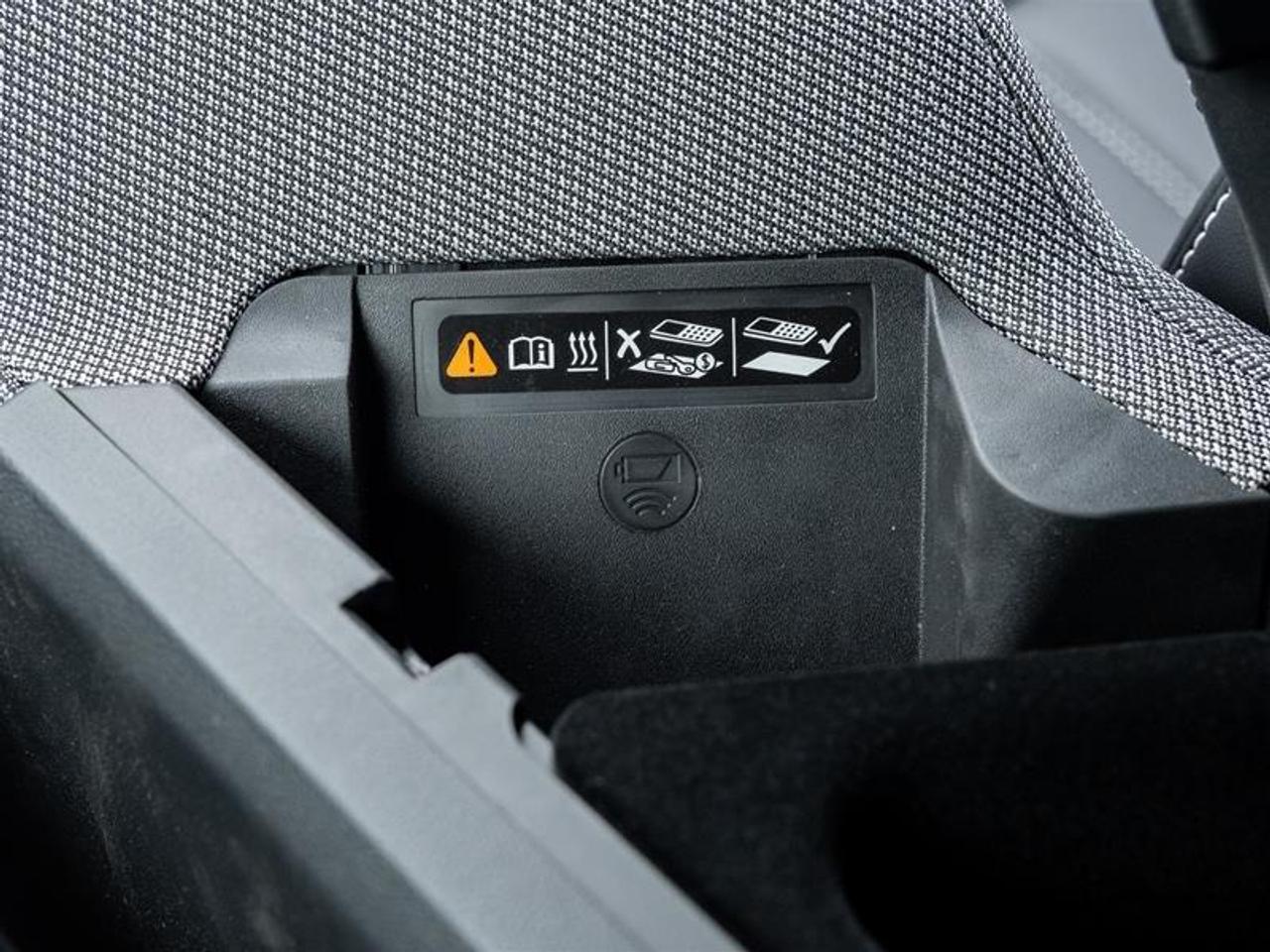 2026 Cadillac OPTIQ Sport 4dr Photo