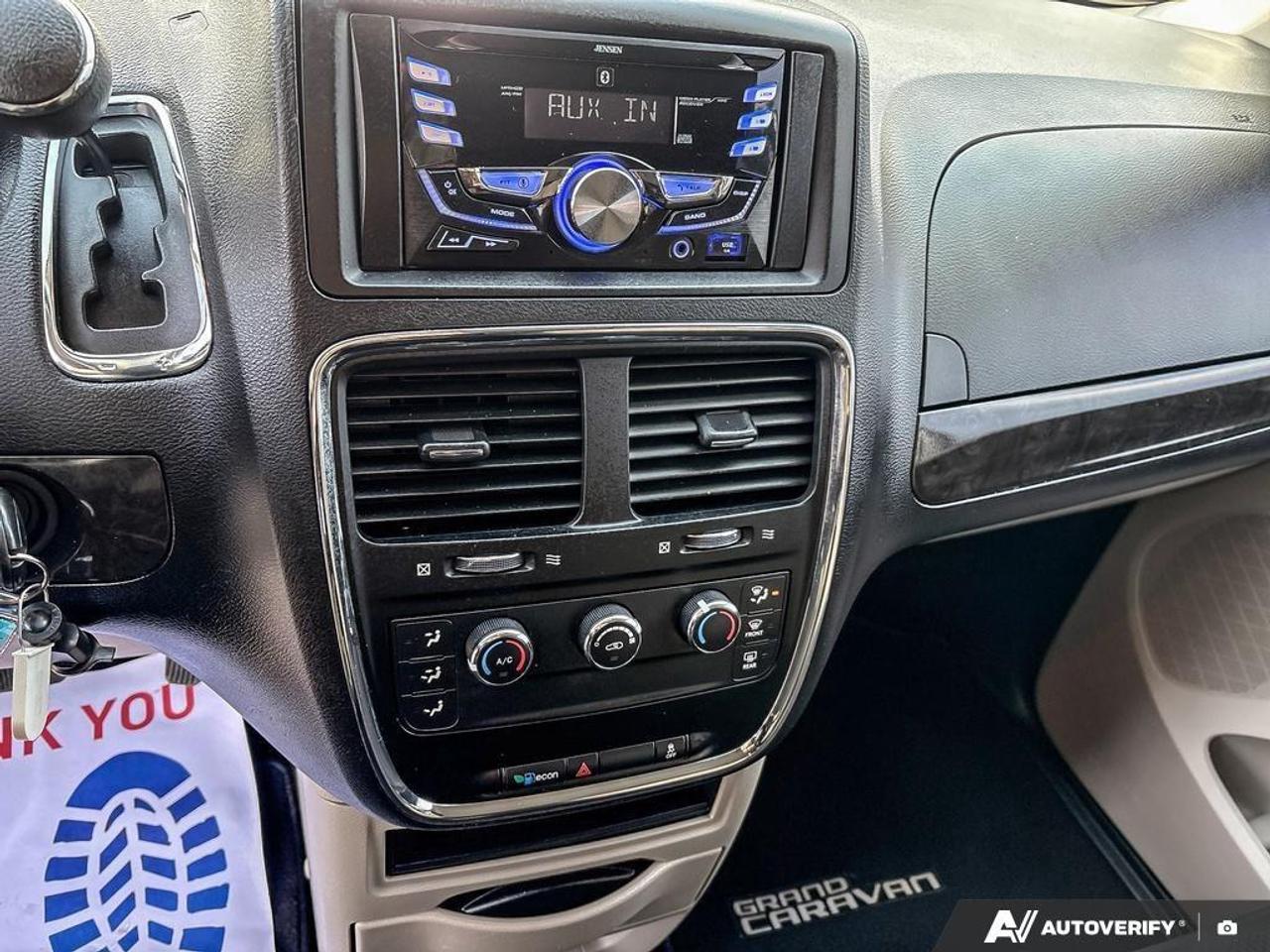 2016 Dodge Grand Caravan SE/SXT Passenger Van Photo