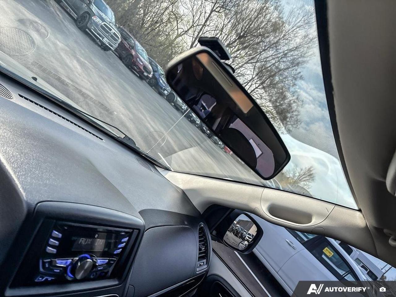 2016 Dodge Grand Caravan SE/SXT Passenger Van Photo