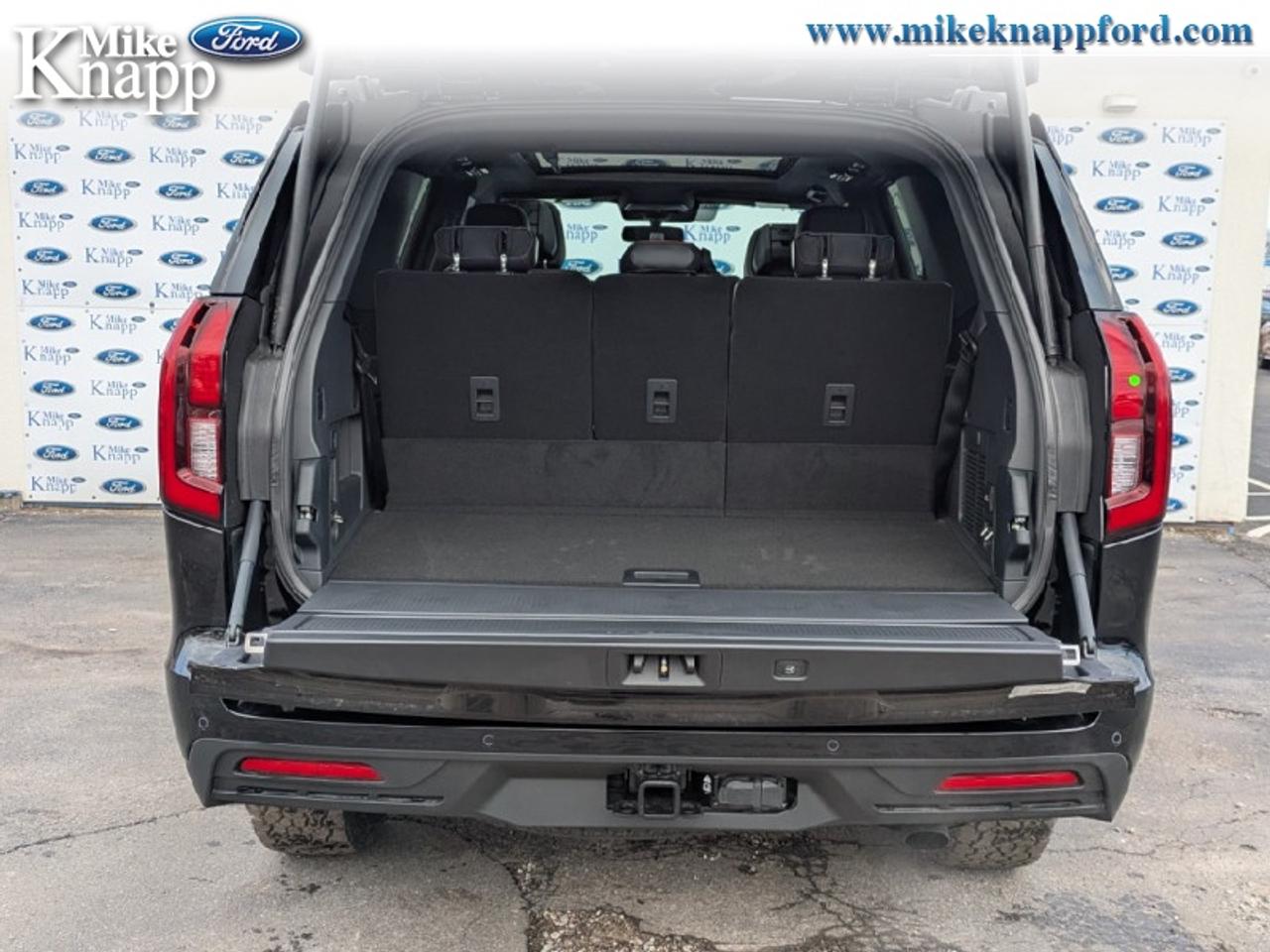2026 Ford Expedition Tremor Photo