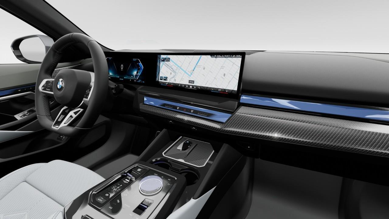 2026 BMW 550e xDrive 4dr All-Wheel Drive Sedan Photo