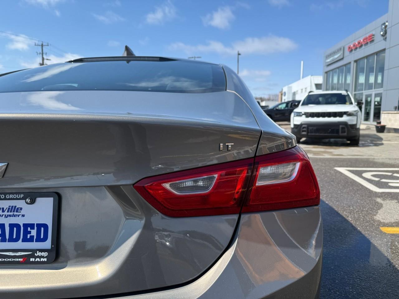 2017 Chevrolet Malibu  Photo