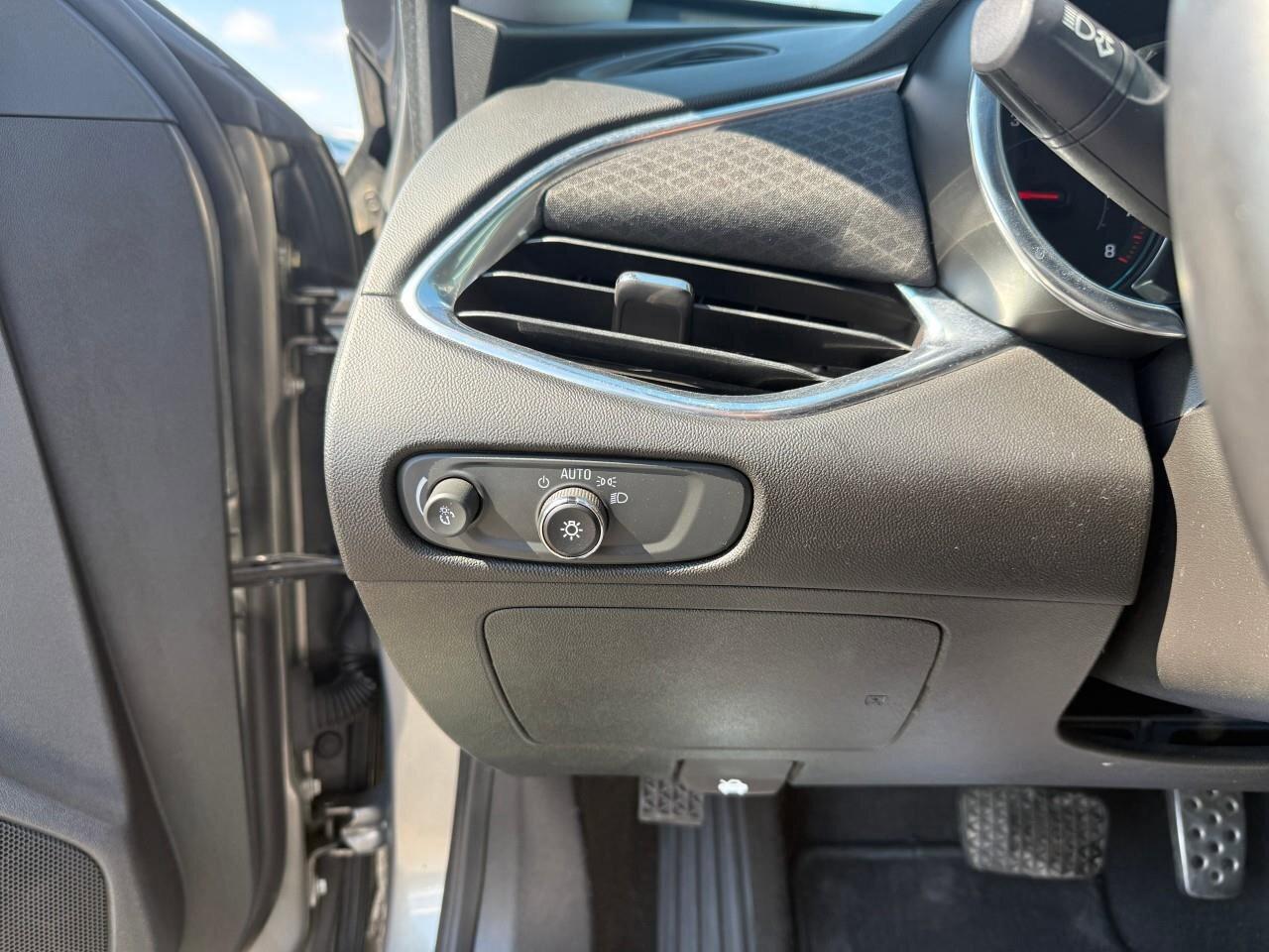 2017 Chevrolet Malibu  Photo