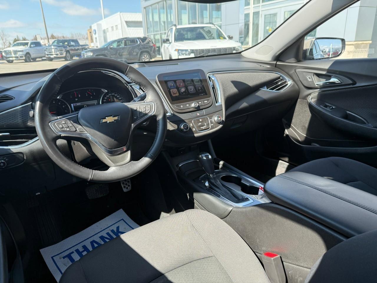 2017 Chevrolet Malibu  Photo