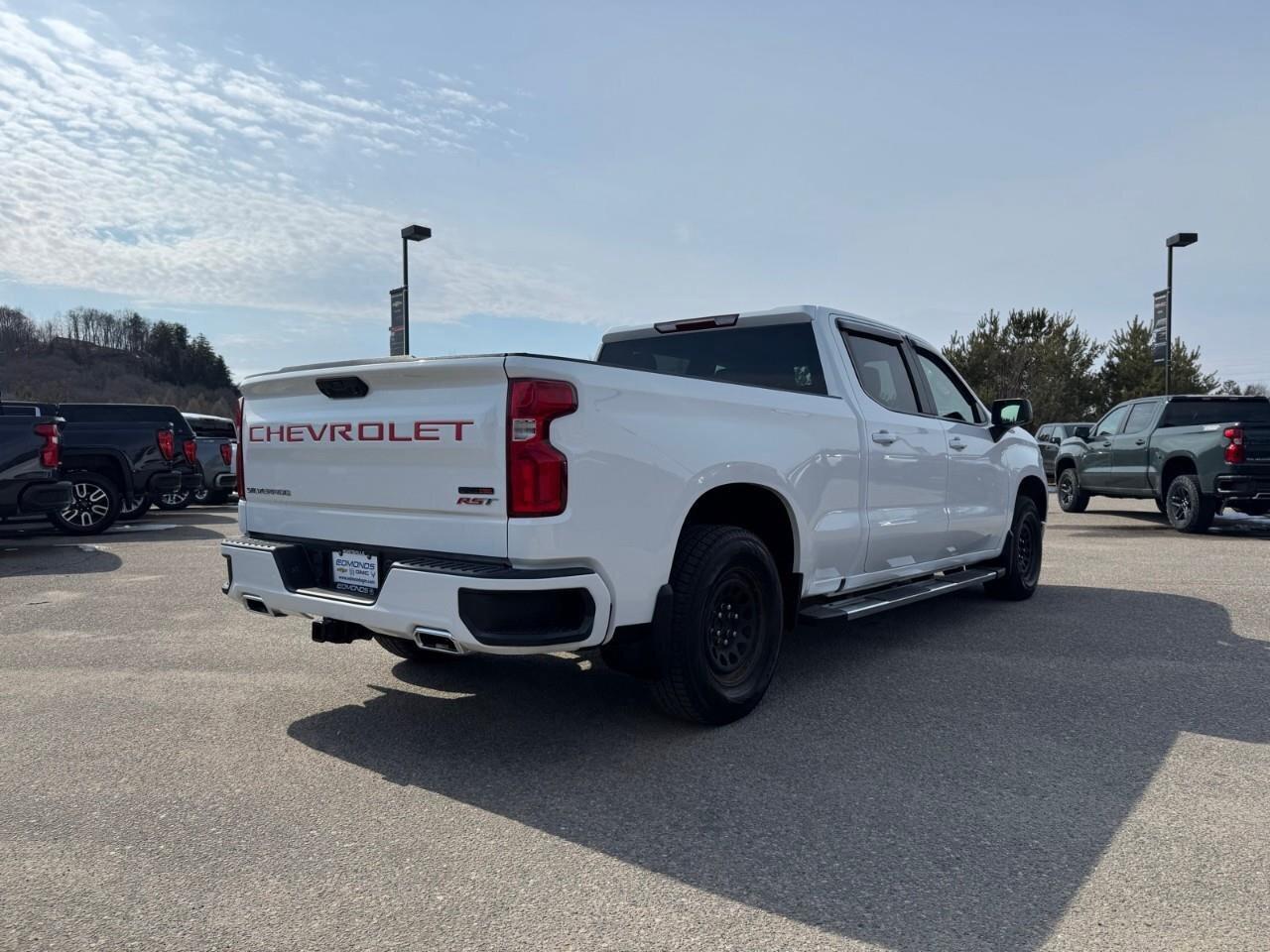 2024 Chevrolet Silverado 1500 RSTOne Owner   Remote Start   Heated Seats   Trail Photo4