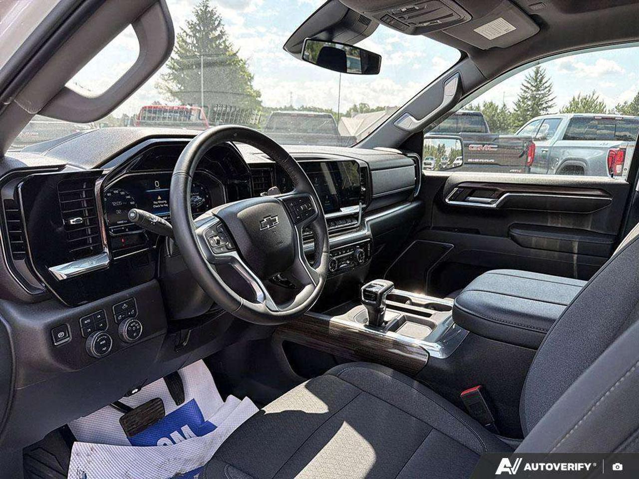 2024 Chevrolet Silverado 1500 One Owner   Remote Start   Heated Seats   Trailer Brake Controller Photo