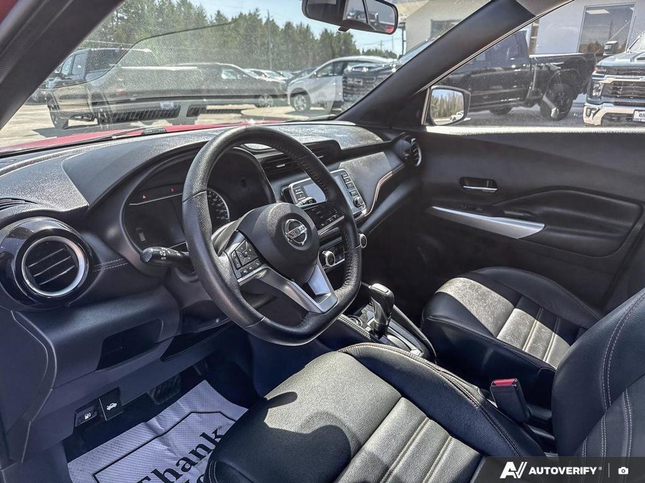 2020 Nissan Kicks SR EXCELLENT FUEL ECONOMY. 360 AROUND VIEW MONITOR Photo