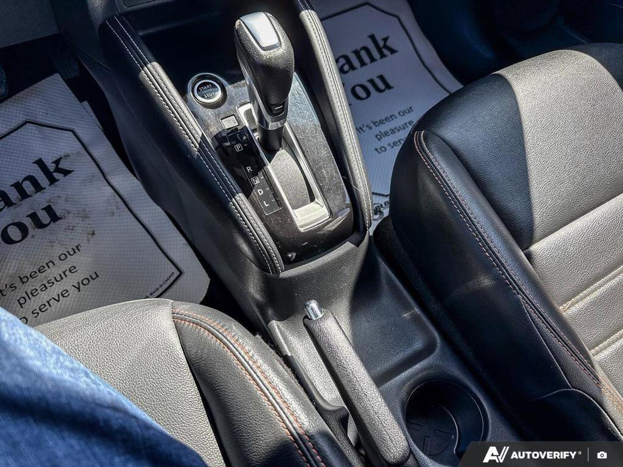 2020 Nissan Kicks SR EXCELLENT FUEL ECONOMY. 360 AROUND VIEW MONITOR Photo