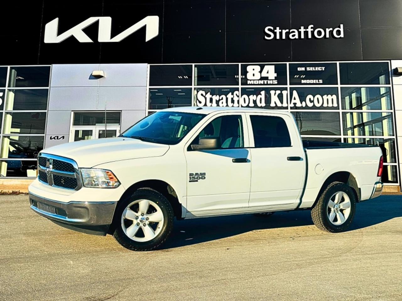 2022 RAM 1500 Classic SLT Photo0