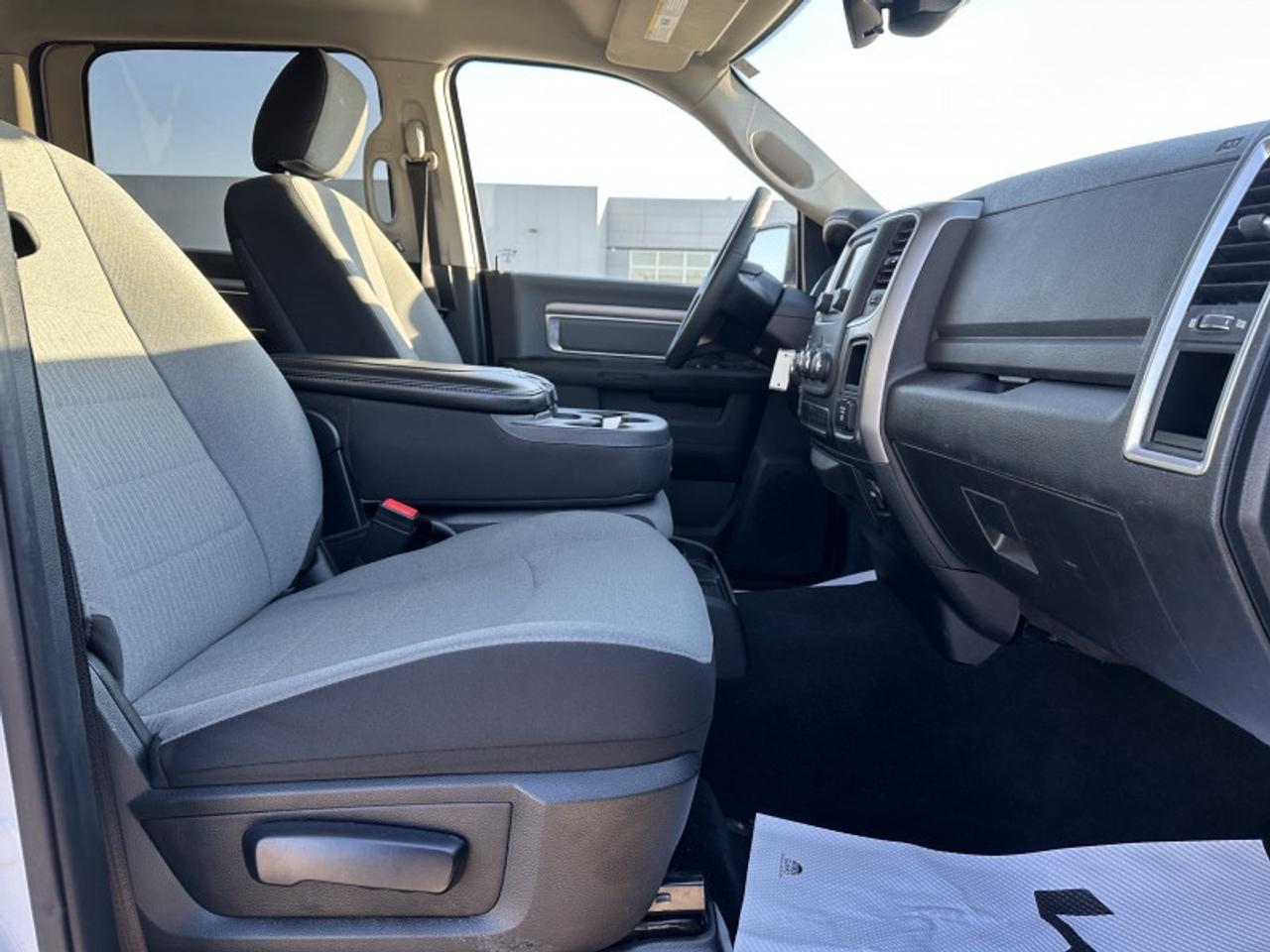 2022 RAM 1500 Classic SLT Photo